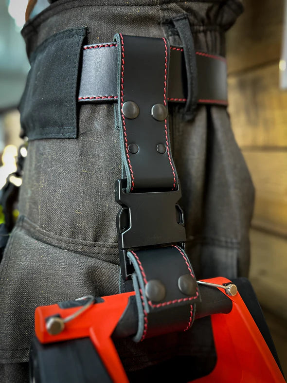 Load image into Gallery viewer, Leather Box Light Strap
